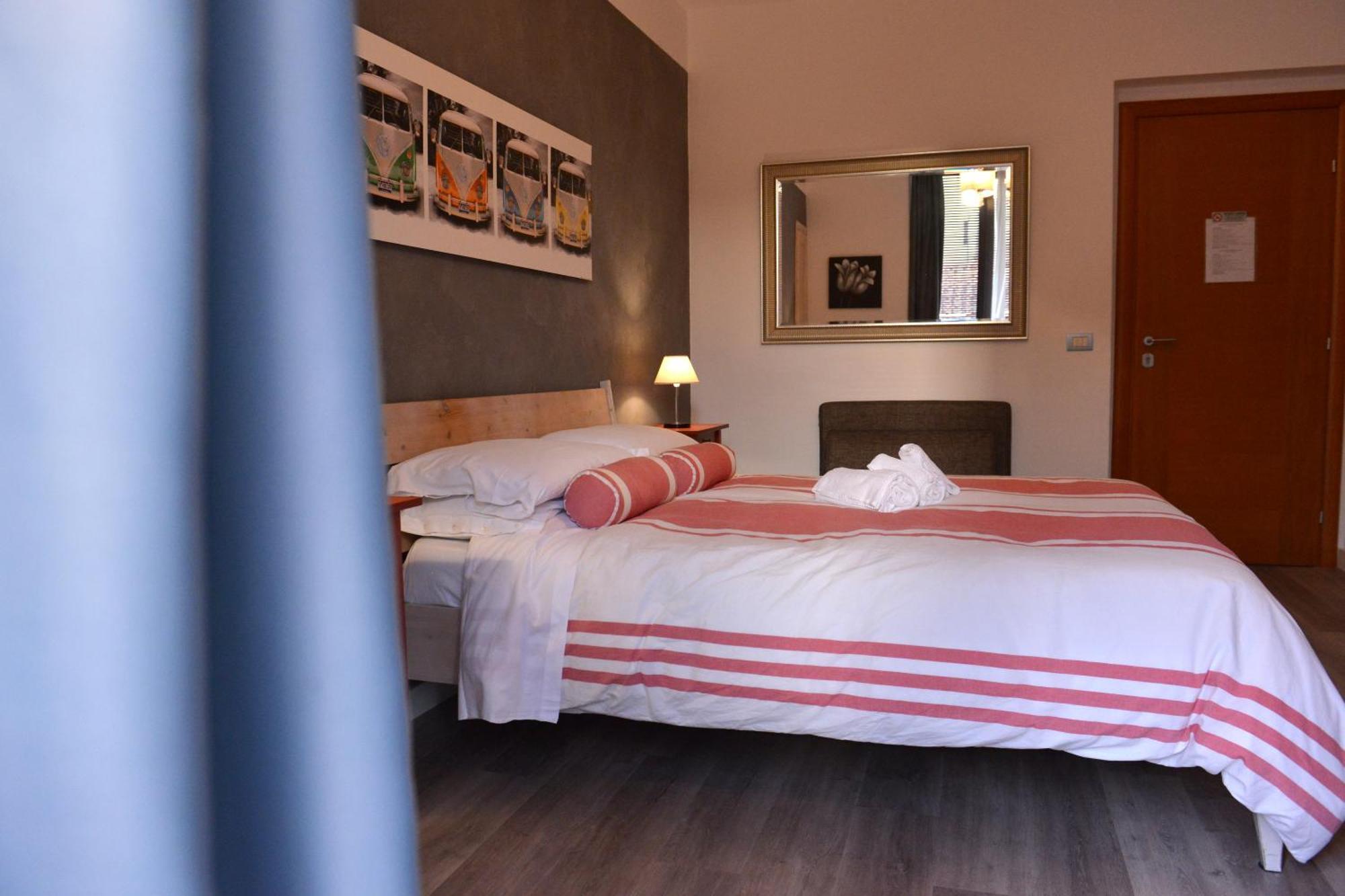 Residenza Del Turista Bed & Breakfast Катания Екстериор снимка
