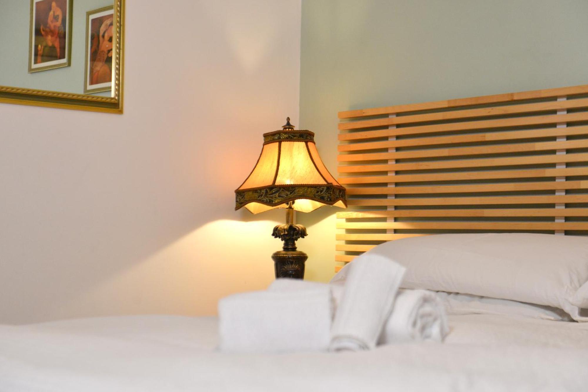Residenza Del Turista Bed & Breakfast Катания Екстериор снимка