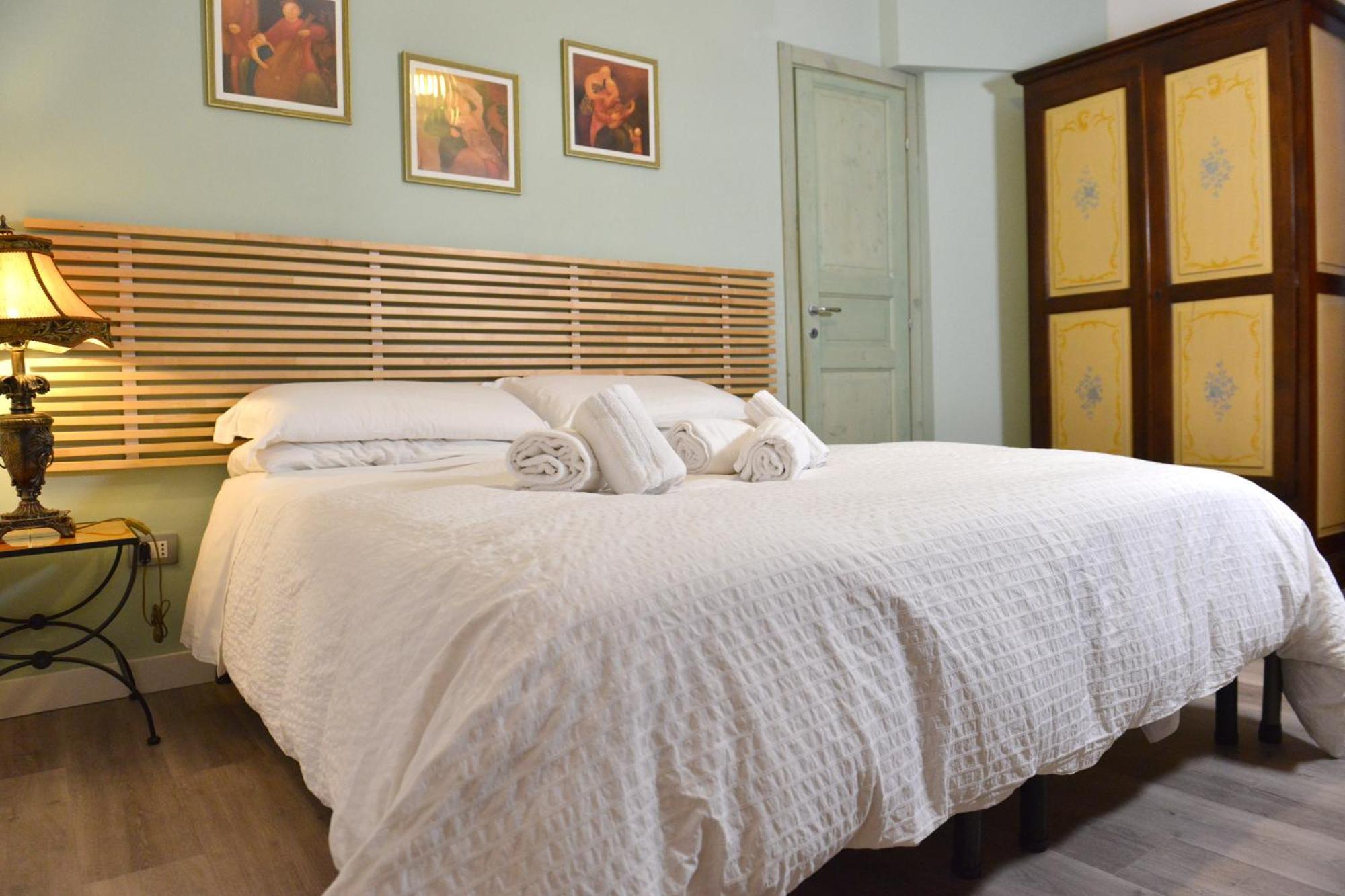 Residenza Del Turista Bed & Breakfast Катания Екстериор снимка