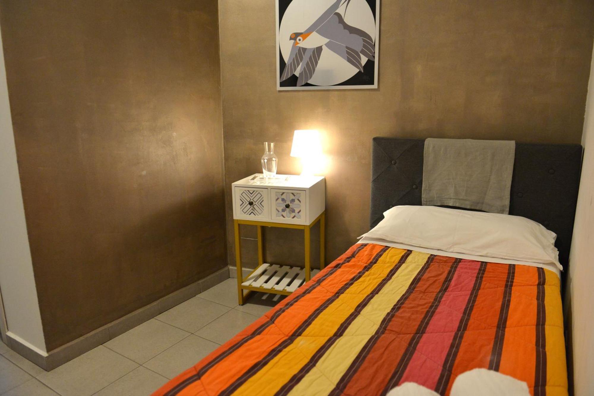 Residenza Del Turista Bed & Breakfast Катания Екстериор снимка