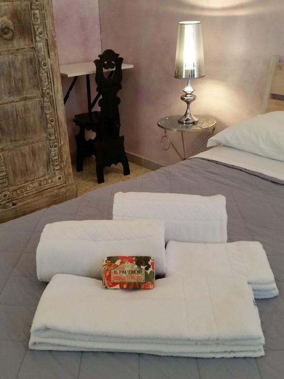 Residenza Del Turista Bed & Breakfast Катания Екстериор снимка