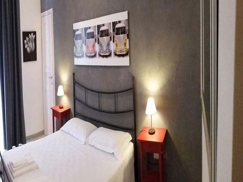 Residenza Del Turista Bed & Breakfast Катания Екстериор снимка